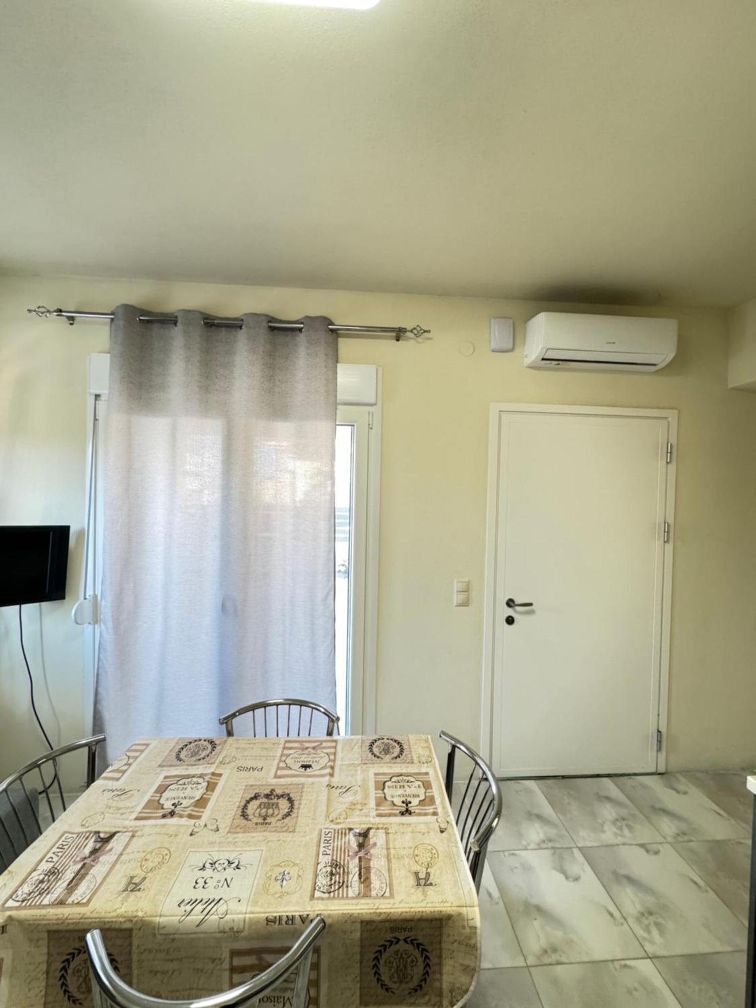 Adoniss Apartmentss Paralia Dionysiou Exterior photo