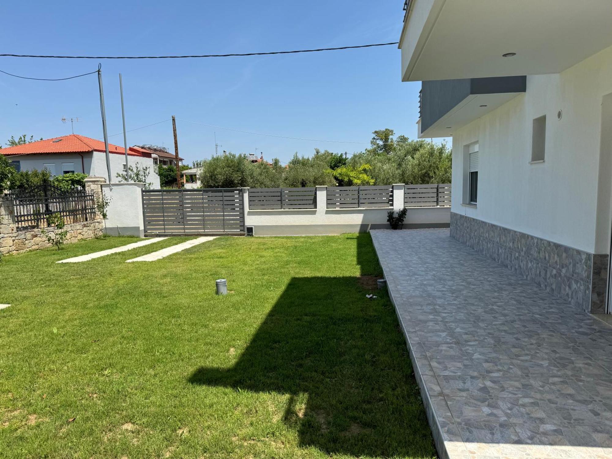 Adoniss Apartmentss Paralia Dionysiou Exterior photo